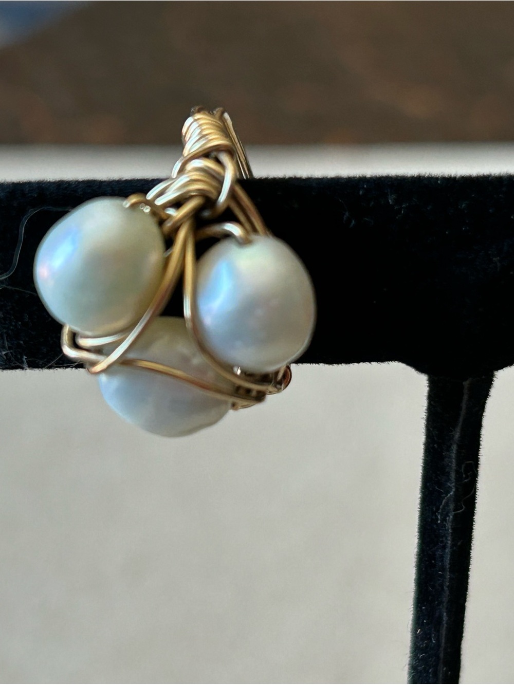 Gold Wire-Wrapped White Pearl Cluster Ring so 6
